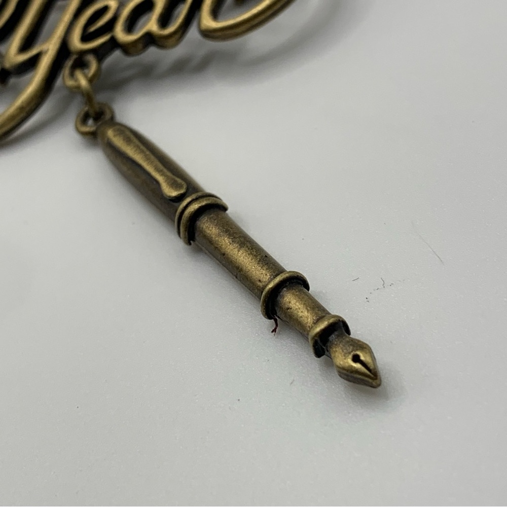 JJ signed Agent Of The Year Pewter Pin Brooch with a Pen Charm - Picture 3 of 6